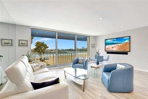 383 Bay Shore Ave., Long Beach, CA 90803