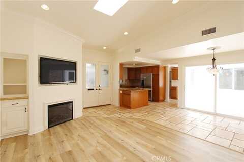 385 Avenida Castilla, Laguna Woods, CA 92637