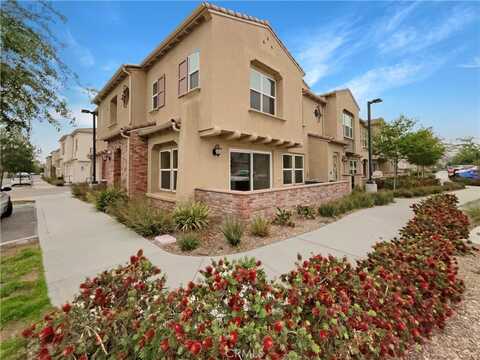 7155 Citrus Avenue, Fontana, CA 92336