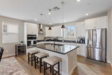 1506 Bat Hawk Street, Las Vegas, NV 89144