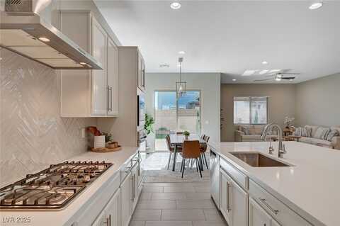 10251 Tiger Milkweed Street, Las Vegas, NV 89141