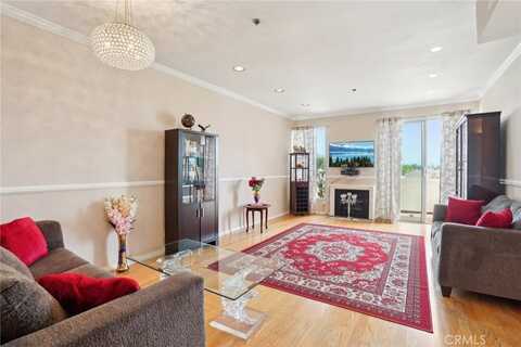 19350 Sherman Way, Reseda, CA 91335