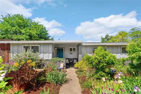 10 Cottage Circle, Chico, CA 95926