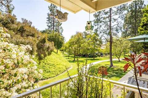 76 Calle Aragon, Laguna Woods, CA 92637