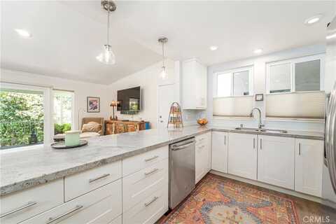 76 Calle Aragon, Laguna Woods, CA 92637