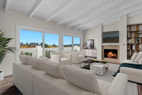 31 Oaktree Lane, Rolling Hills Estates, CA 90274