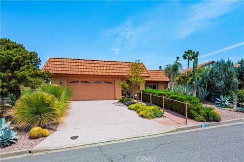 30722 Long Point Drive, Canyon Lake, CA 92587