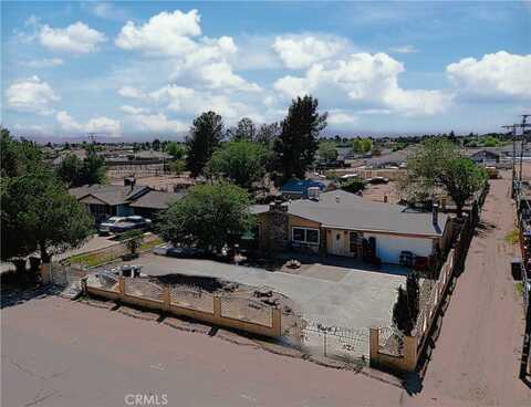 14136 Osage Road, Apple Valley, CA 92307