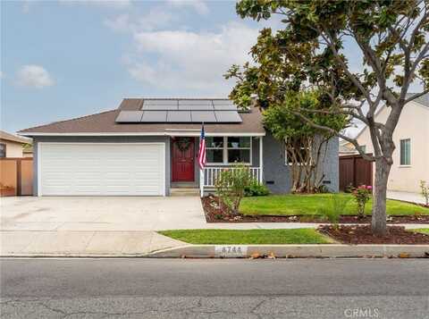 4744 Adenmoor Avenue, Lakewood, CA 90713