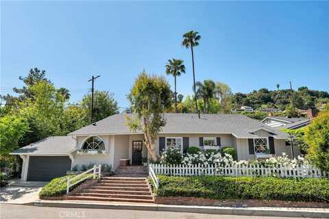 10860 Willowcrest Place, Studio City, CA 91604