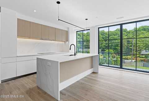 41 Richmondville Avenue, Westport, CT 06880