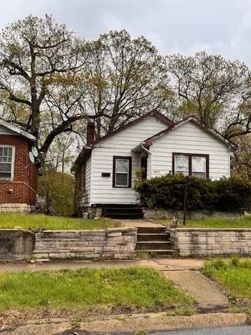 4537 Pierce Street, Gary, IN 46408