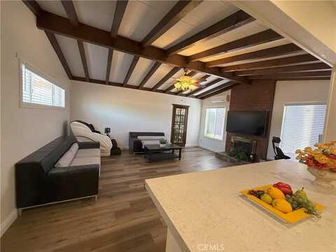 11902 206th Street, Lakewood, CA 90715