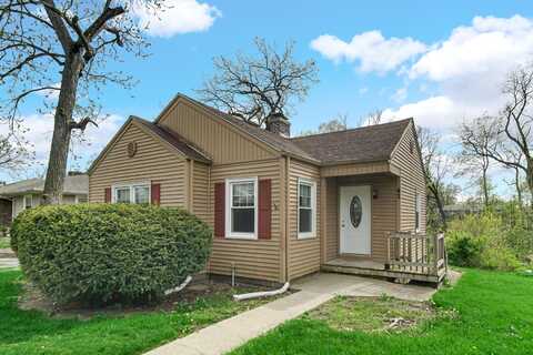 42 Indian Trail, Merrillville, IN 46410