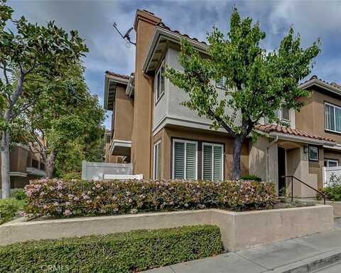 172 Valley View, Mission Viejo, CA 92692
