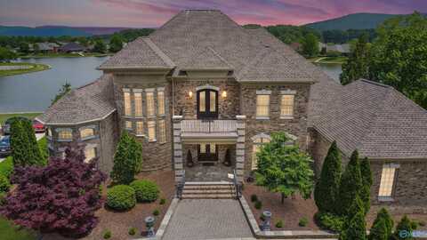 3107 Providence Point, Hampton Cove, AL 35763