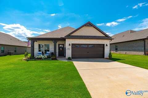 102 Whitner Drive, Hazel Green, AL 35750