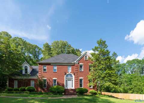 705 Arrowhead Village Road, Winfield, AL 35594