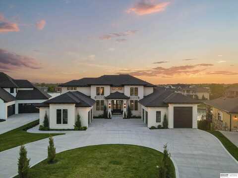 12504 N 177th Circle, Bennington, NE 68007