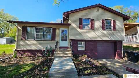 6742 Kansas Avenue, Omaha, NE 68104