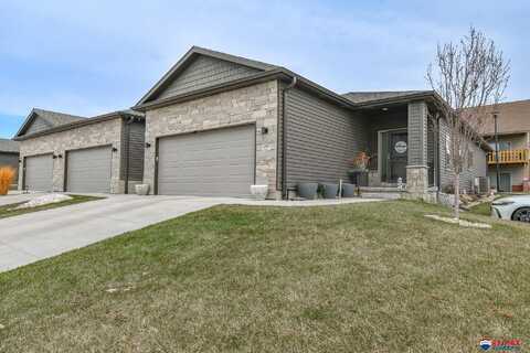 3848 Cabo Drive, Lincoln, NE 68516