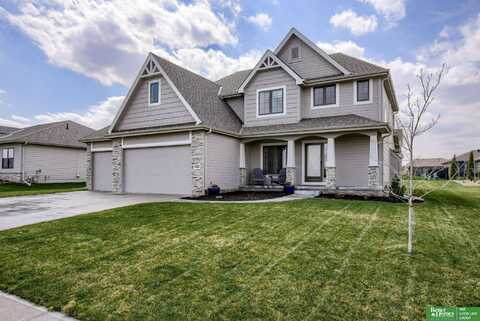 12622 S 73rd Street, Papillion, NE 68046