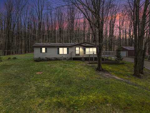 7947 W 30 Road Road, Harrietta, MI 49638