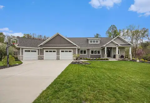4638 Legend Trail, Saint Joseph, MI 49085