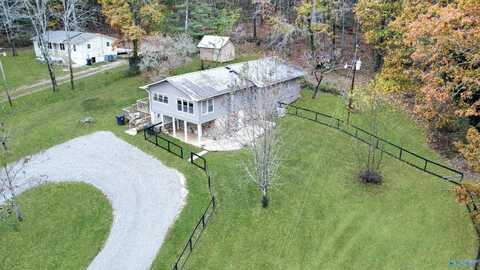 318 Red Bud Lane, Decatur, AL 35603
