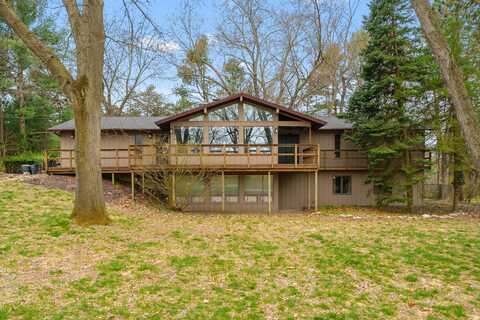8212 S 10th Street, Kalamazoo, MI 49009