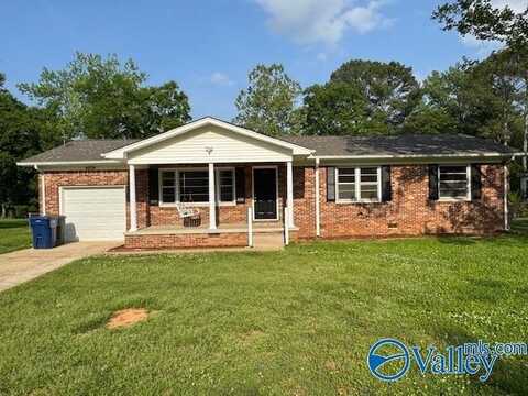 4604 Rochell Drive NW, Huntsville, AL 35810