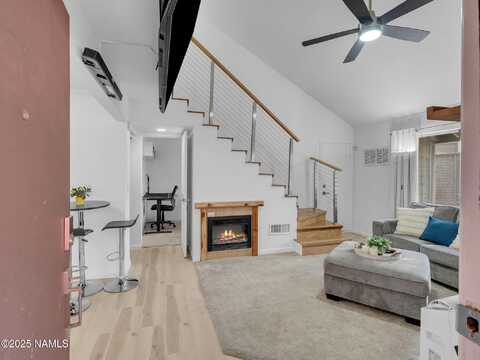 1200 S Riordan Ranch Street, Flagstaff, AZ 86001