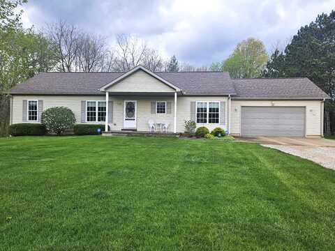 9290 Reynolds Road, Bellevue, MI 49021
