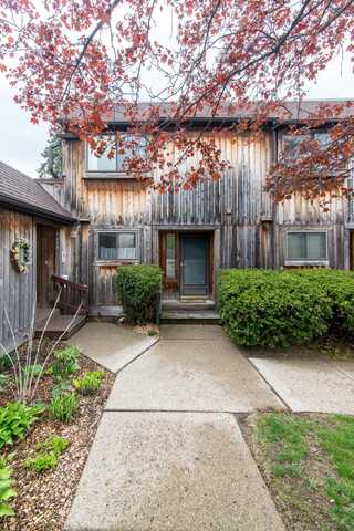 2033 Pauline Court, Ann Arbor, MI 48103