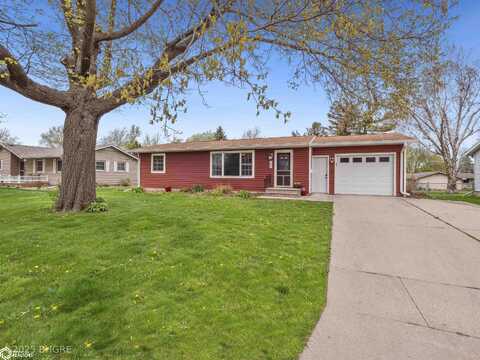 707 Arlington Drive, Marshalltown, IA 50158