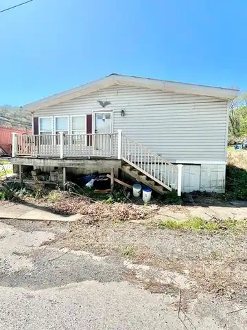 55 Chestnut Street, Driftwood, PA 15832