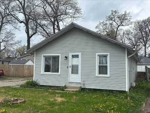 504 Oakwood Beach, Brooklyn, MI 49230