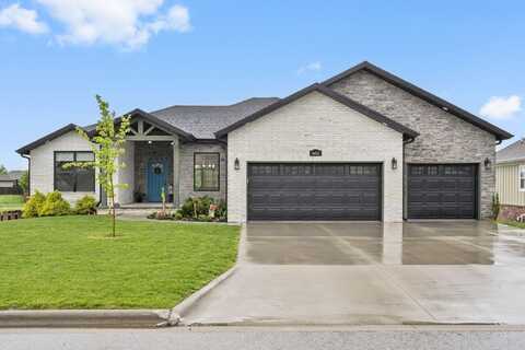 685 N Fox Hill Circle, Nixa, MO 65714