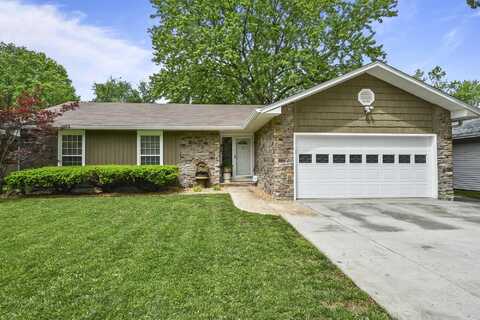 3671 S Westwood Avenue, Springfield, MO 65807