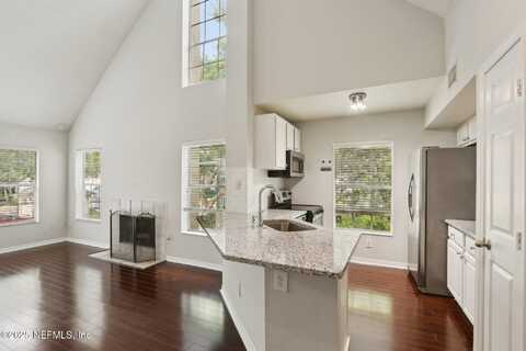 13703 RICHMOND PARK Drive, Jacksonville, FL 32224