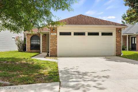 2931 LANTANA LAKES Drive W, Jacksonville, FL 32246