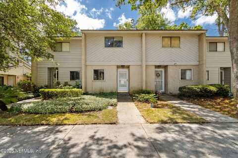 3801 CROWN POINT Road, Jacksonville, FL 32257