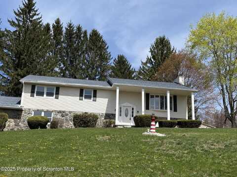 15 Concord Avenue, Factoryville, PA 18419