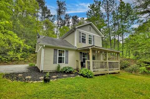 24 Depot Place, Ellijay, GA 30540