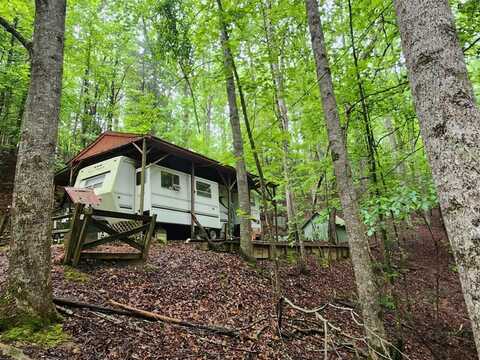 271 31st Street, Ellijay, GA 30540