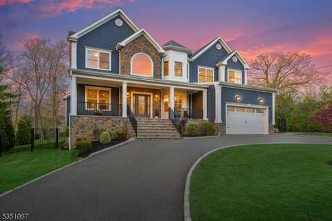 682 Plainfield Ave, Berkeley Heights, NJ 07922