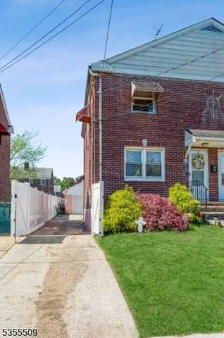172 Lawrence St, New Brunswick City, NJ 08901