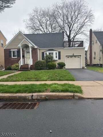 20 Susquehanna Ave, Rochelle Park Twp., NJ 07662