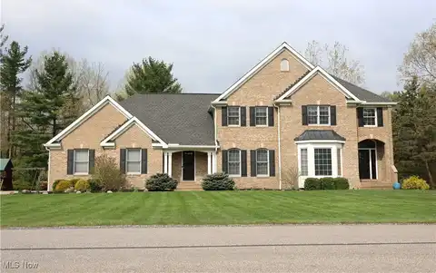 10296 Loreto Ridge Drive, Kirtland, OH 44094