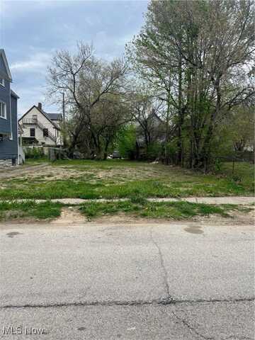 10213 Hampden Avenue, Cleveland, OH 44108